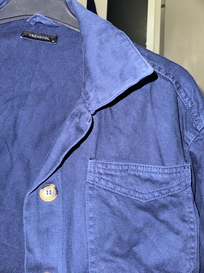 Düğmeli Mavi Denim Ceketi - Görsel 3