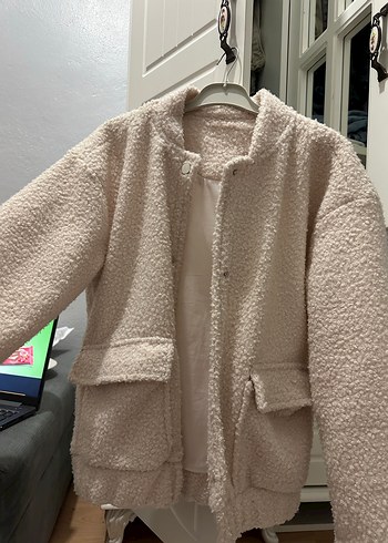 Bej Peluş Detaylı Midi Kadın Ceket - Görsel 3