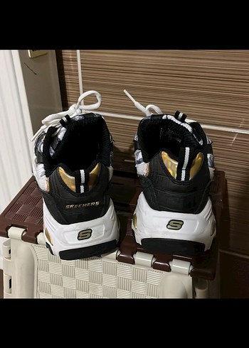 38 Beden skechers spor ayakkabı