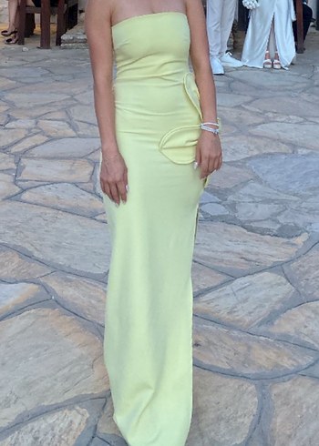 Sarı Straplez Uzun Elbise Çiçek Detaylı - Görsel 4