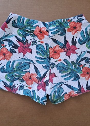 Zara Zara Kids Collection, çiçek desenli şort
