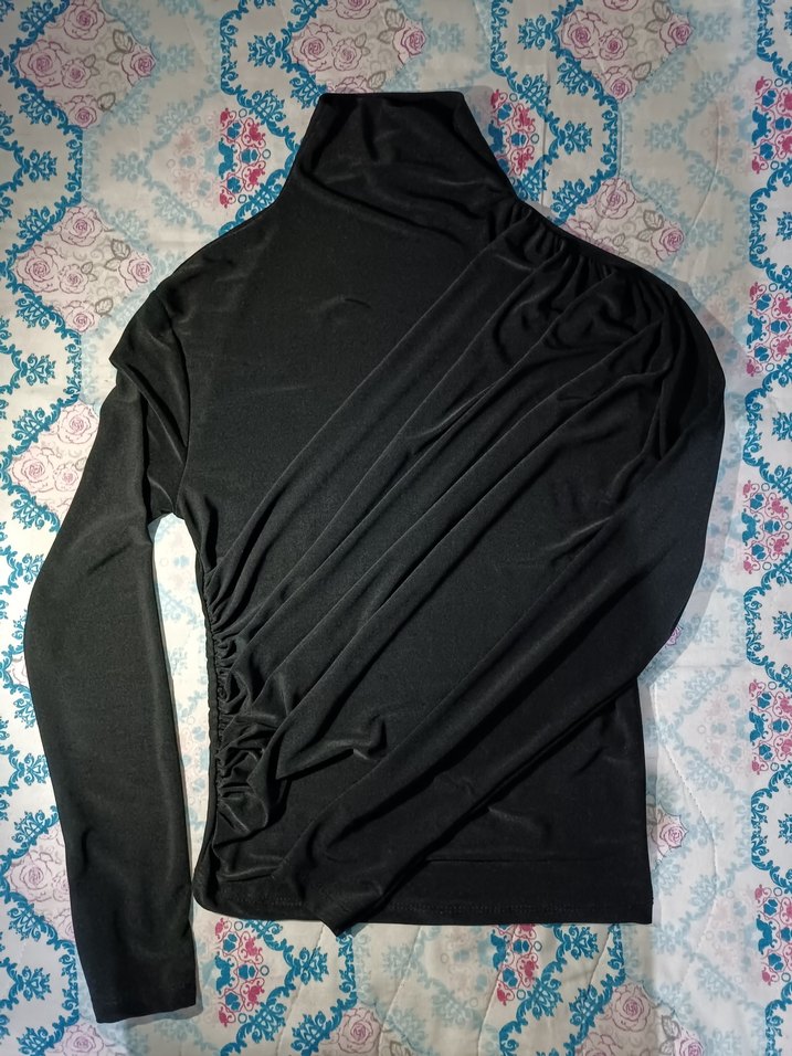 Kadın Siyah Boğazlı Uzun Kollu Drapeli Bluz - Görsel 2