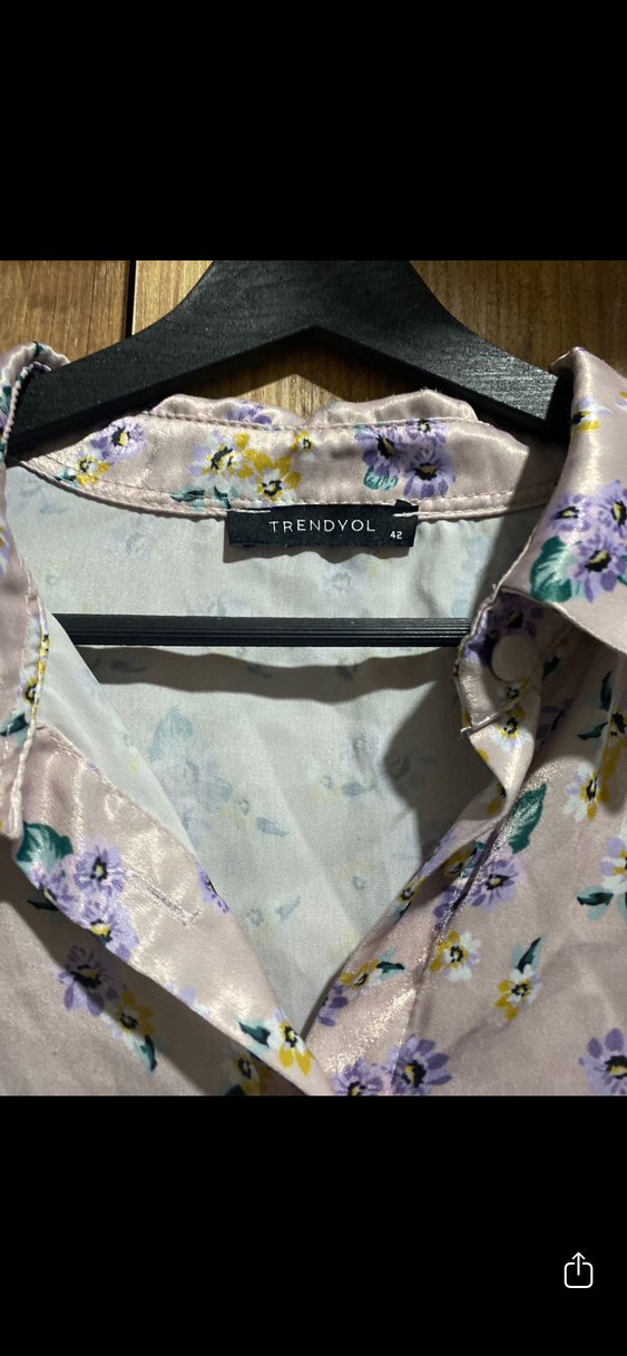 Düğmeli, Yakalı, Bol Kesim Mini Bluz - Görsel 2