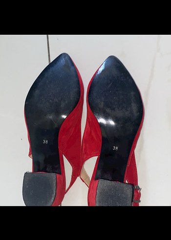 Kırmızı Süet Tokalı Stiletto Kadın Ayakkabı - Görsel 2