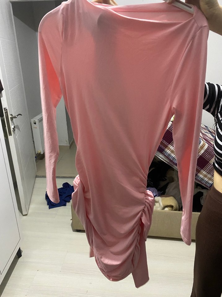 Pembe Drapeli 
Elbise - Görsel 3