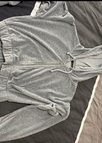 Gri Fermuarlı Kısa Sweatshirt - Görsel 4