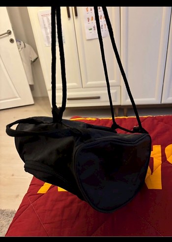 Fermuarlı Siyah Erkek Spor Çantası - Görsel 3