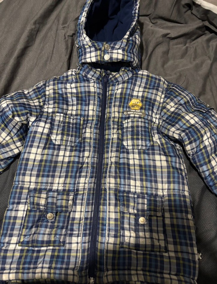 Erkek Çocuk Ekose Desenli Kapüşonlu Mont - Görsel 5