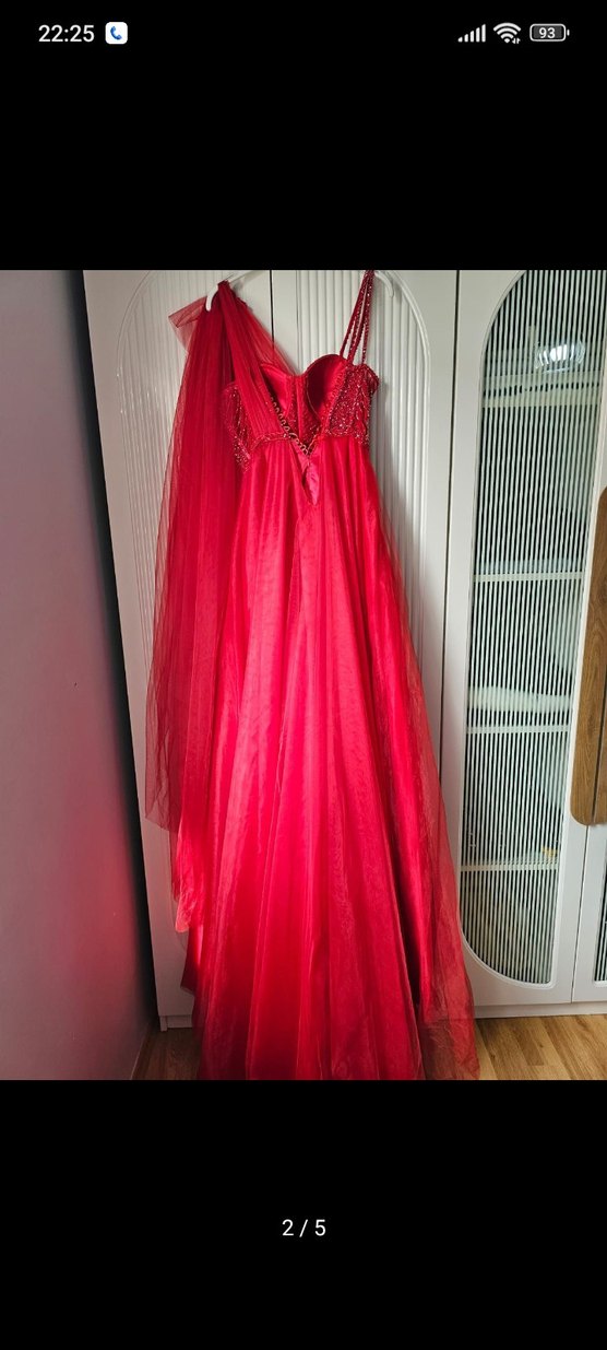 Kırmızı Uzun Drapeli Kadın Abiye - Görsel 2