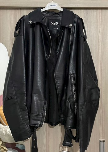Zara Siyah Deri Ceket