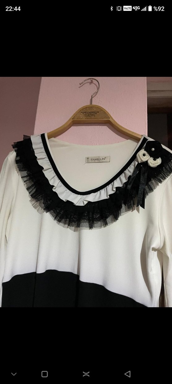 Uzun Kollu Fırfırlı Siyah Beyaz Gotik Elbise - Görsel 2