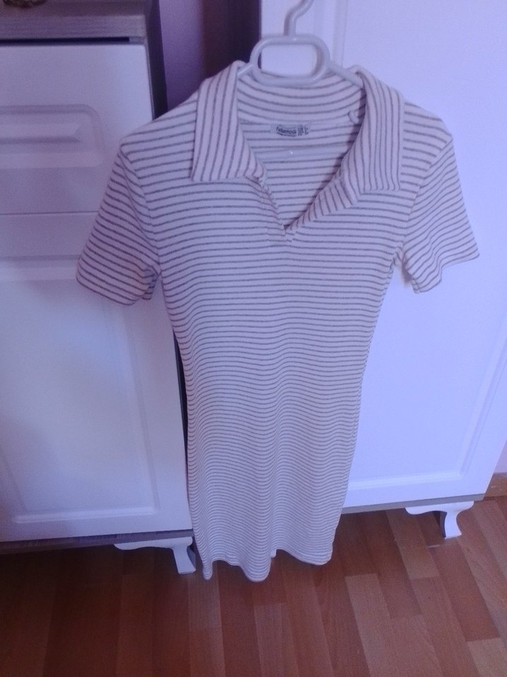 Bej Çizgili Kısa Kollu Midi Elbise - Görsel 4