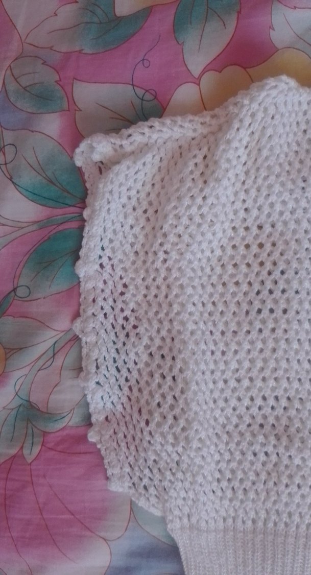 Beyaz Örgü Kolsuz Bohem hırka - Görsel 3