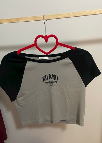 Addax Siyah-Gri Miami Yazılı Reglan Crop
