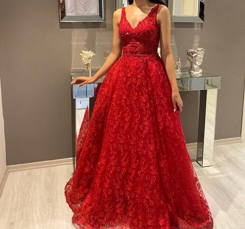 Parlak Kırmızı V Yakalı Kınalık - Görsel 5