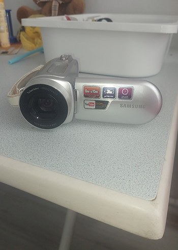 Gri Beyaz Samsung Video Kamera