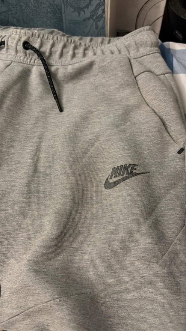 Nike Gri Tech Fleece Eşofman Altı - Görsel 2