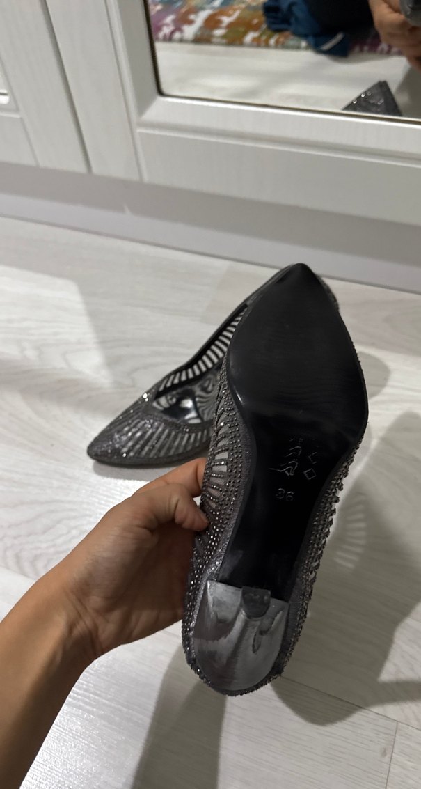 Siyah Yılan Desenli Payetli Stiletto - Görsel 3