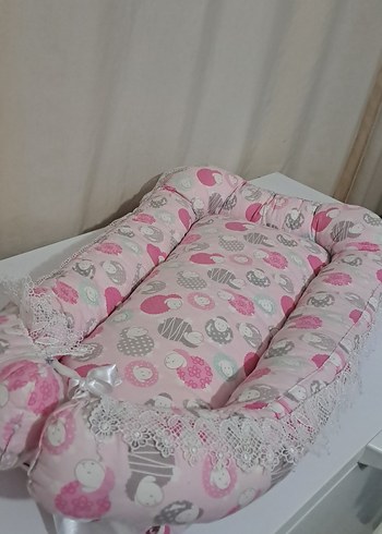 Pembe Desenli Bebek Uyku Yatağı - Görsel 2