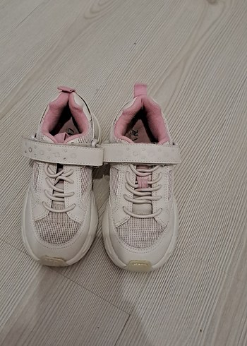 Zara Kız Çocuk Beyaz Spor Ayakkabı Velcro