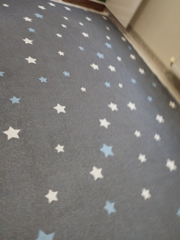 Gri Yıldız Desenli Modern Halı - Görsel 3