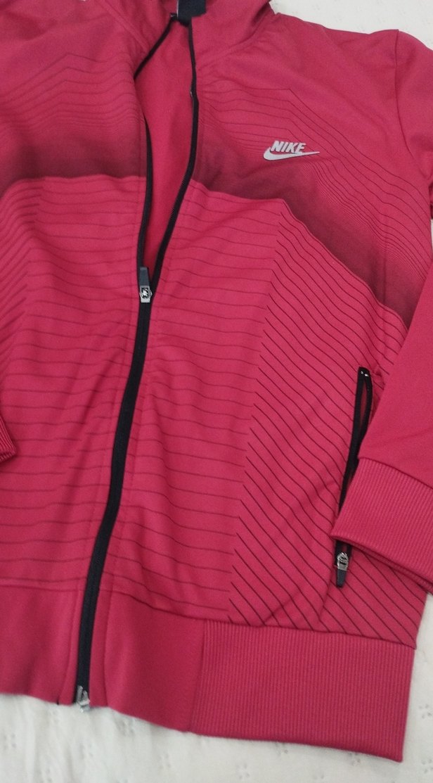 Nike Kırmızı Fermuarlı Kadın Spor Ceket - Görsel 2