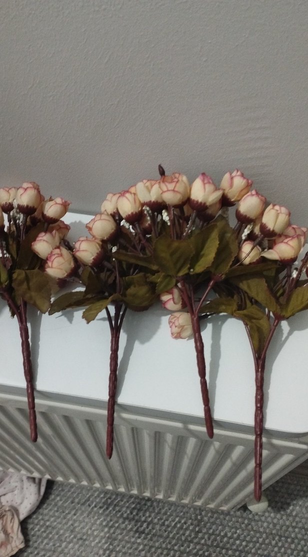 Bej Hasır Sepette Dekoratif Çiçekler - Görsel 4