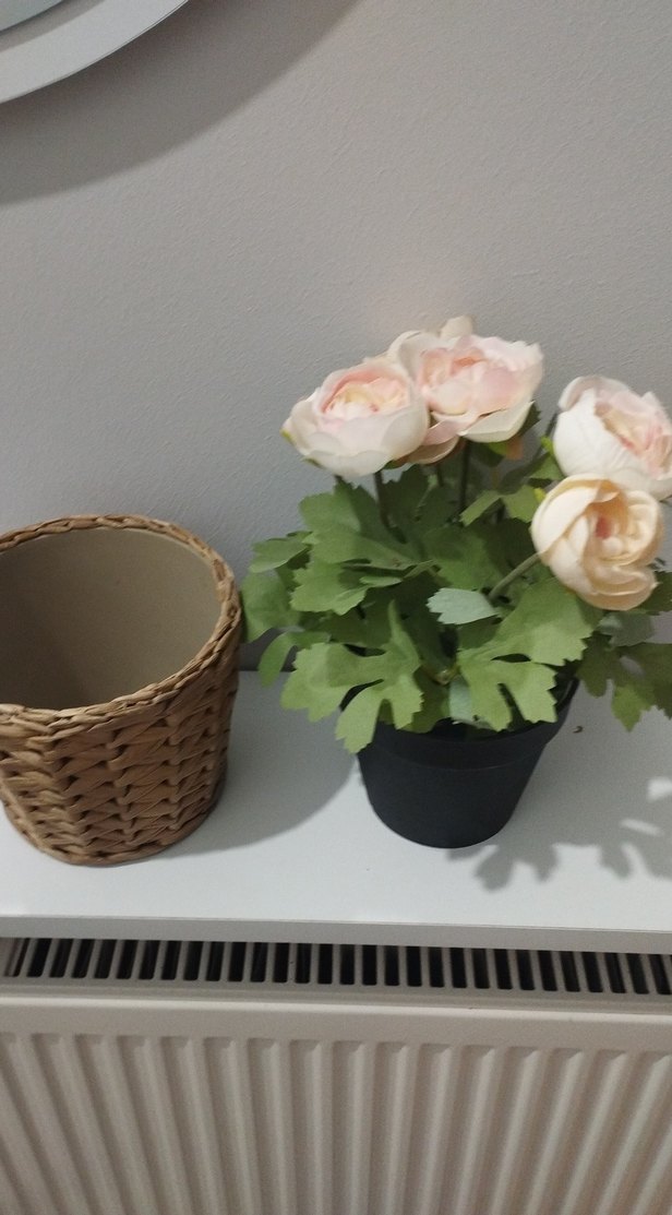 Bej Hasır Saksı ve Pastel Renkli Yapay Çiçek - Görsel 2