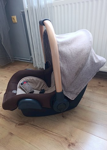 9- 18 kg Beden kahverengi Renk Bej ve gri bebek oto koltuğu