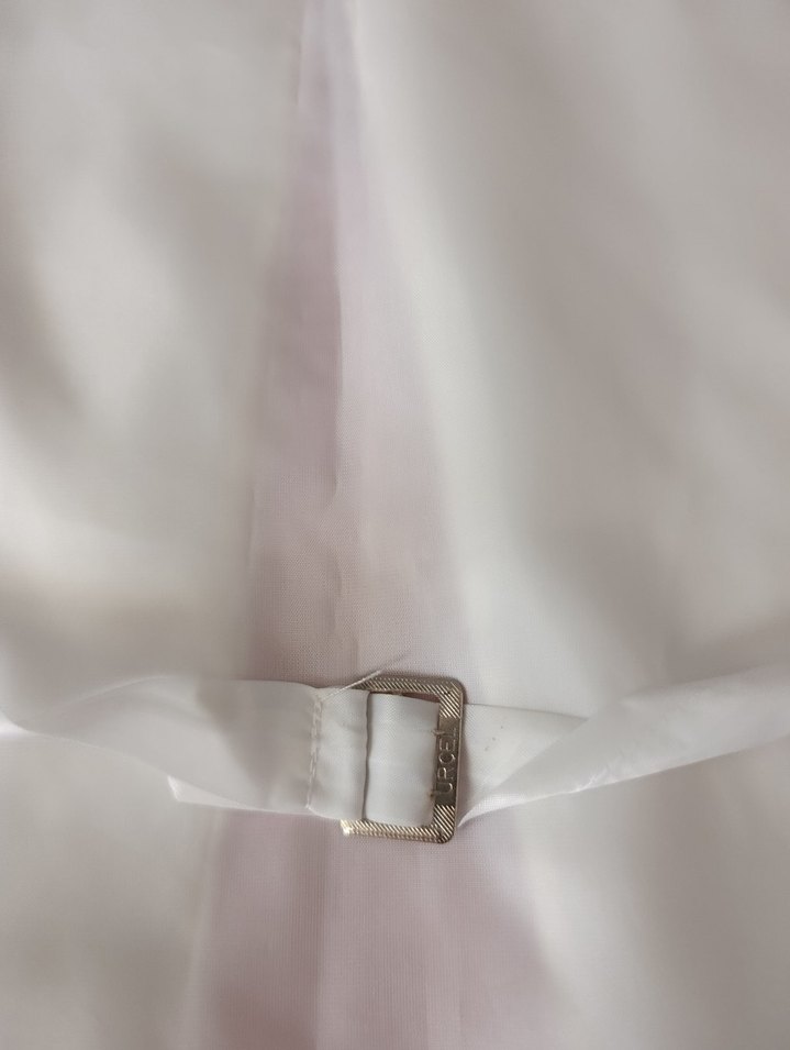 Erkek Çocuk Beyaz Düğmeli Yelek - Görsel 3