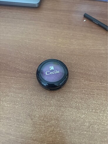 Rare Göz farı