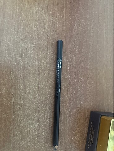 Beden Mac göz kalemi