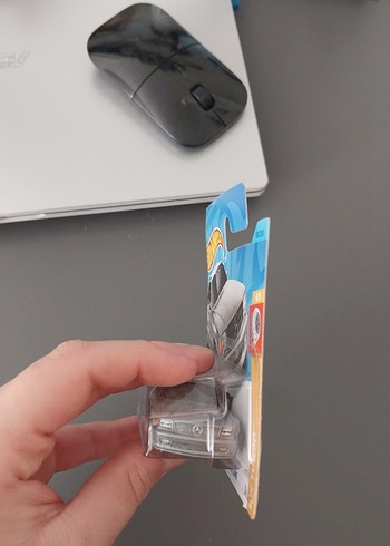  Beden Hot Wheels '89 Mercedes-Benz 560 SEC AMG Oyuncak Araba