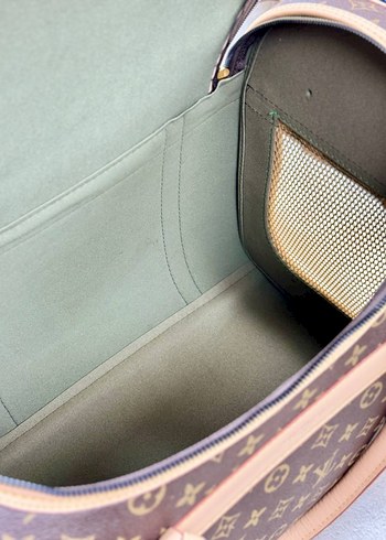 Louis Vuitton Kahverengi Deri Köpek El Çantası