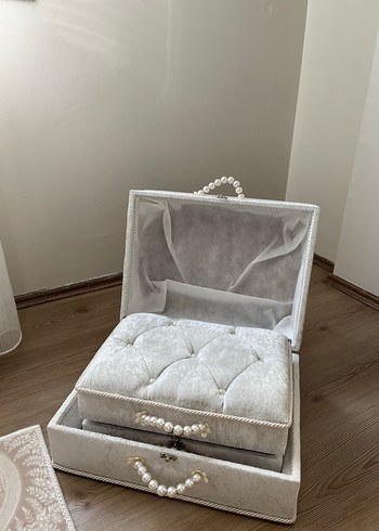 İnci Detaylı Vintage Düğün Nişan Aksesuar Kutusu