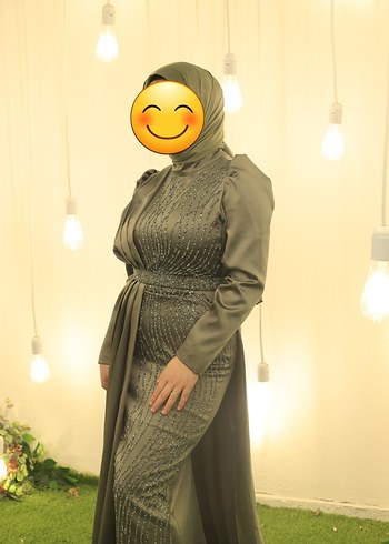 Diğer yeşil abiye 1 defa giyindim şal dahil