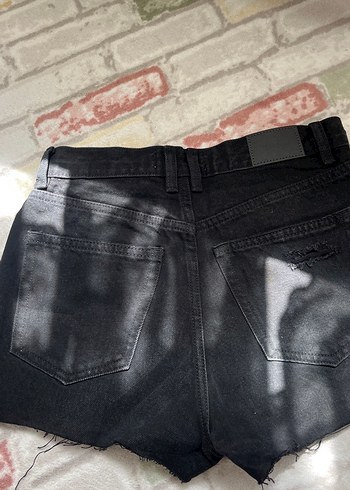 36 Beden siyah Renk PULL&BEAR Siyah Rahat Kesim Kadın Denim Kot Şort