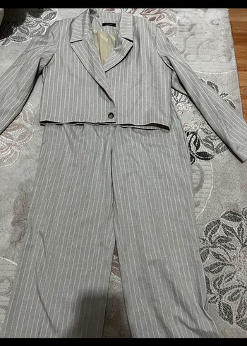 Düğmeli Gri Kadın Uzun Ceket ve Pantolon Takımı