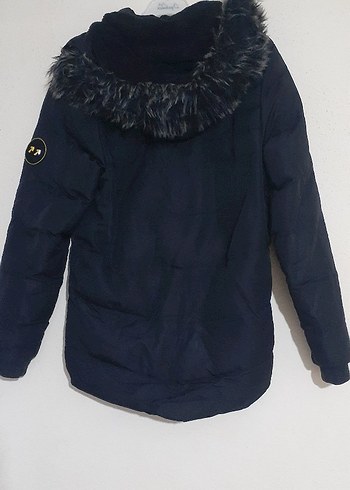 Erkek Çocuk Siyah Kapüşonlu Fermuarlı Mont - Görsel 2