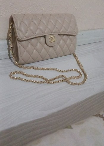 Chanel Zincir Detaylı Bej Deri Kadın Çanta
