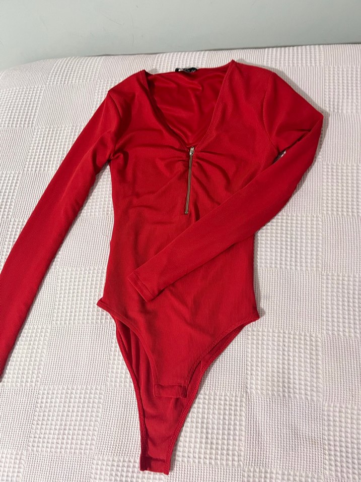 Kırmızı Fermuarlı V Yaka Kadın Bluz - Görsel 4