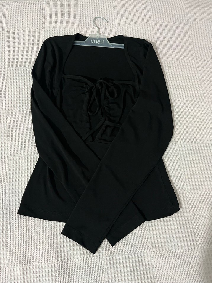 Siyah göğüs dekolteli Uzun Kollu body - Görsel 2