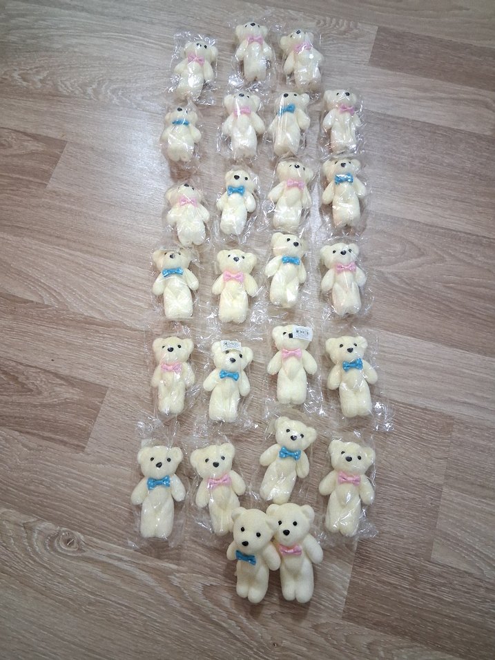 Beyaz Peluş Ayıcıklar Fiyonk Detaylı - Görsel 3