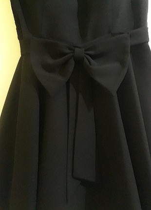 Zara klişo etekli siyah elbise 