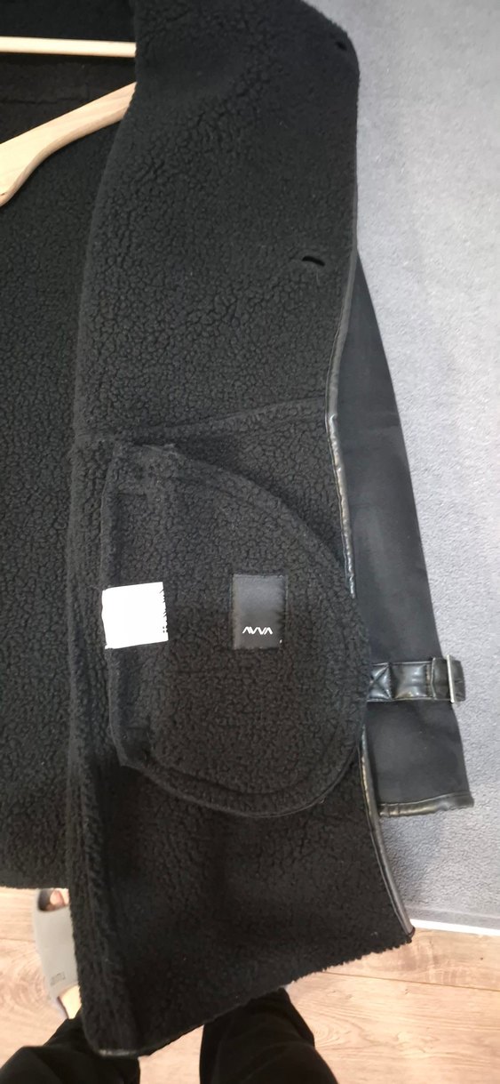 Sıfır AVVA marka Siyah Erkek Süet Kürklü ve Kapüşonlu Ceket Mont - Görsel 5