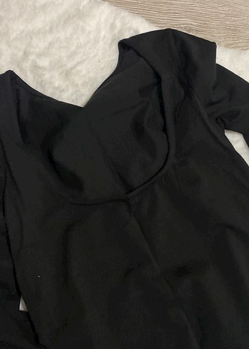 Siyah Uzun Kollu sırt detaylı bluz - Görsel 3