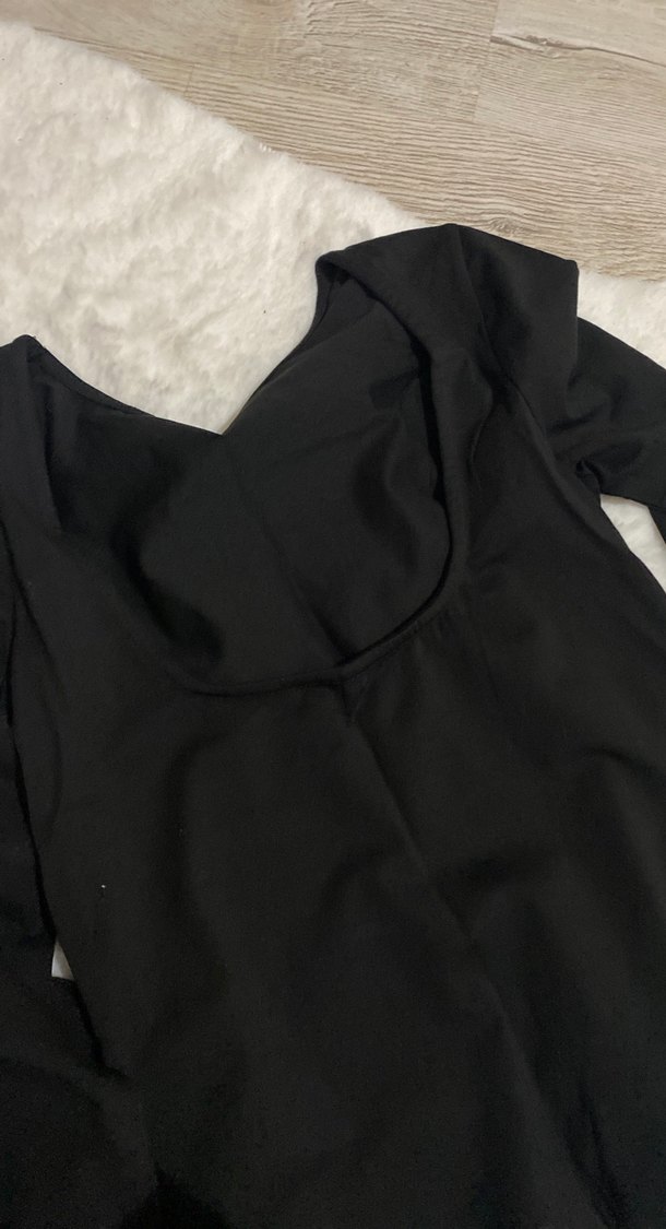 Siyah Uzun Kollu sırt detaylı bluz - Görsel 3