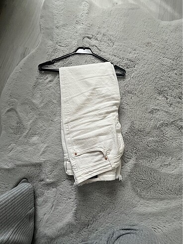 Mavi ekru jean