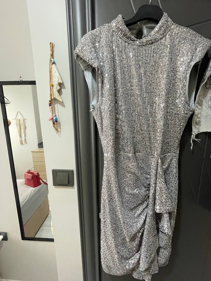 Gri Payetli V Yakalı Uzun Abiye Elbise - Görsel 3