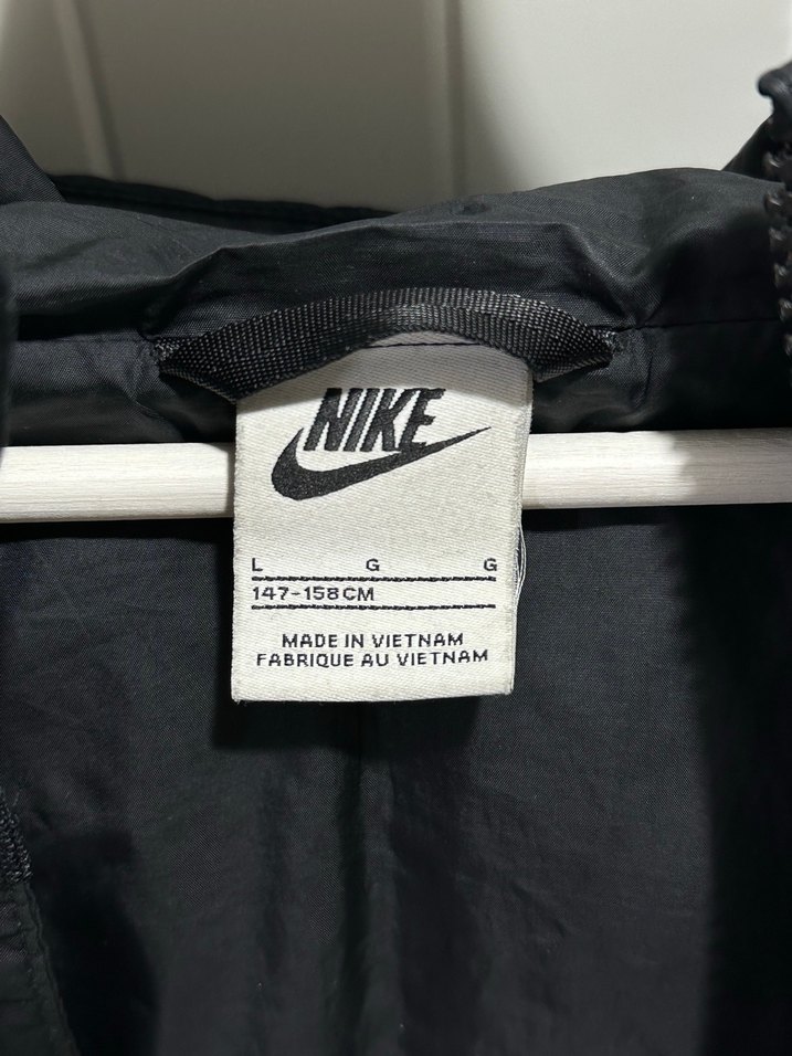 Nike Erkek Çocuk Mont - Görsel 4